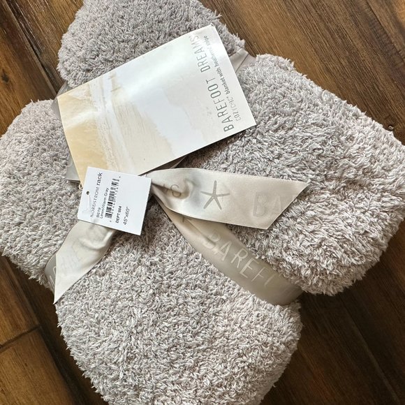 Barefoot Dreams Bedding New Barefoot Dreams Blanket Cozy Chic Throw